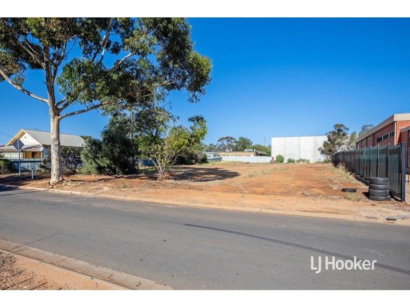 18 & 20 Queen Street, Smithfield SA 5114