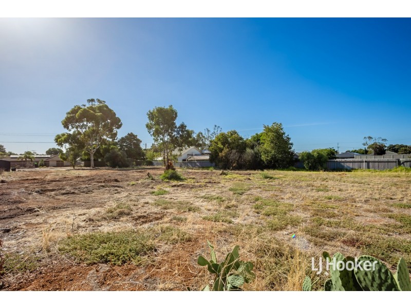 18 & 20 Queen Street, Smithfield SA 5114