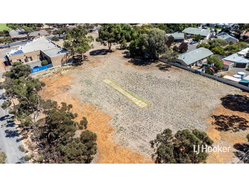 18 & 20 Queen Street, Smithfield SA 5114