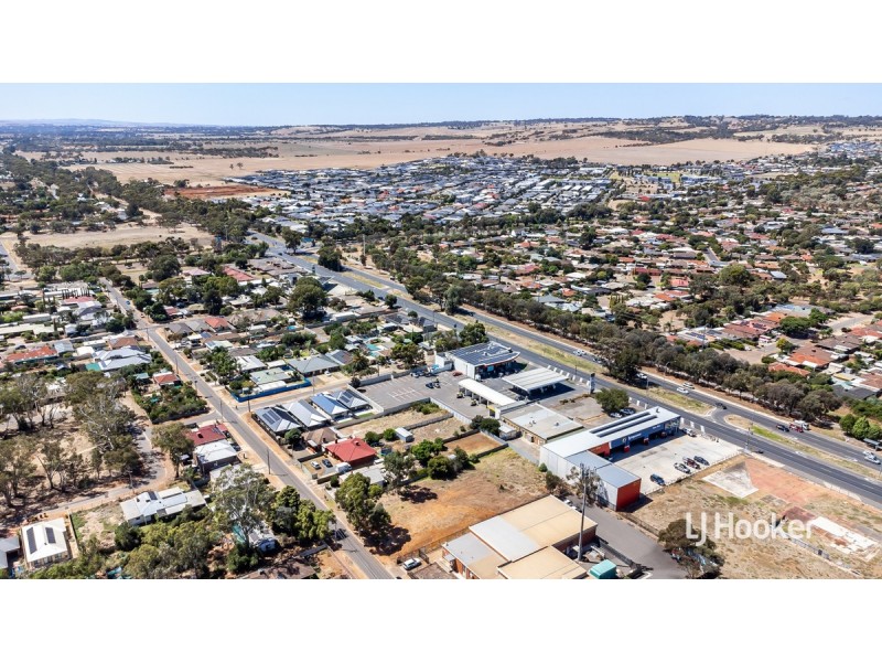 18 & 20 Queen Street, Smithfield SA 5114