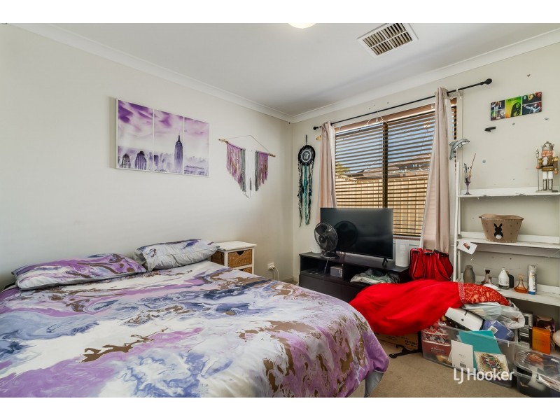 16 Overlander Way, Smithfield SA 5114