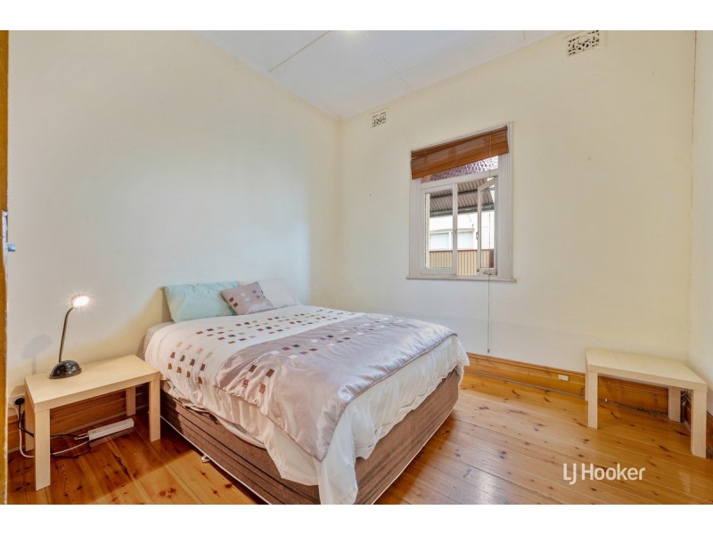 61 Seventh Avenue, St Peters SA 5069