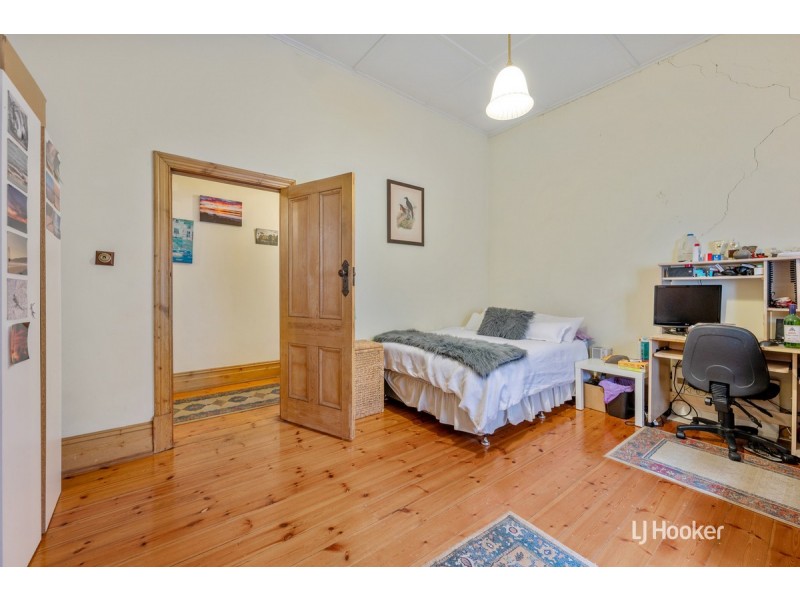 61 Seventh Avenue, St Peters SA 5069