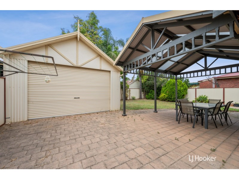 61 Seventh Avenue, St Peters SA 5069