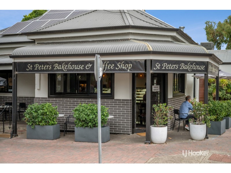 61 Seventh Avenue, St Peters SA 5069