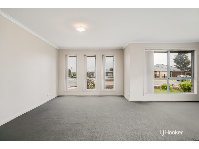 100 The Boulevard, Parafield Gardens SA 5107