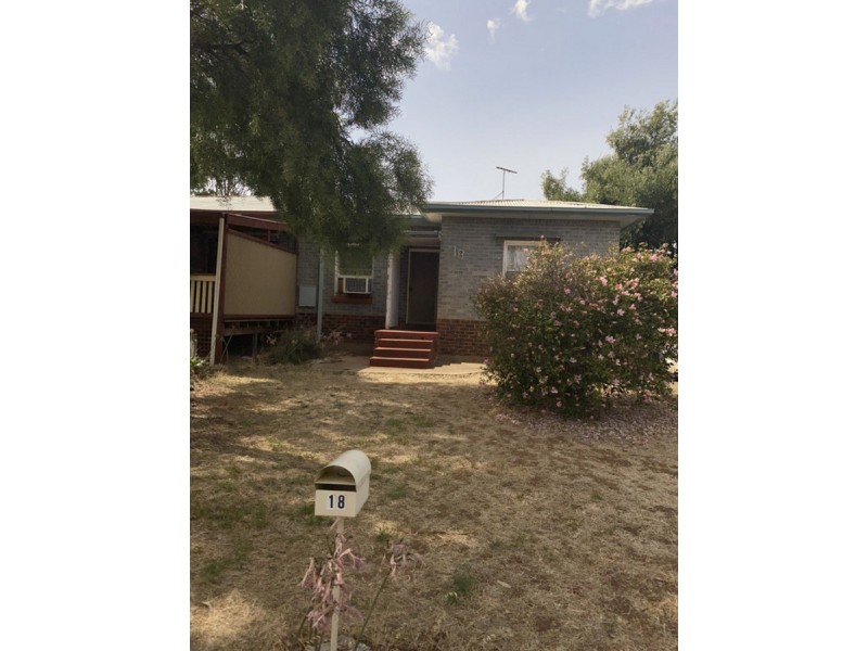 18 Dolphin Street, Elizabeth East SA 5112