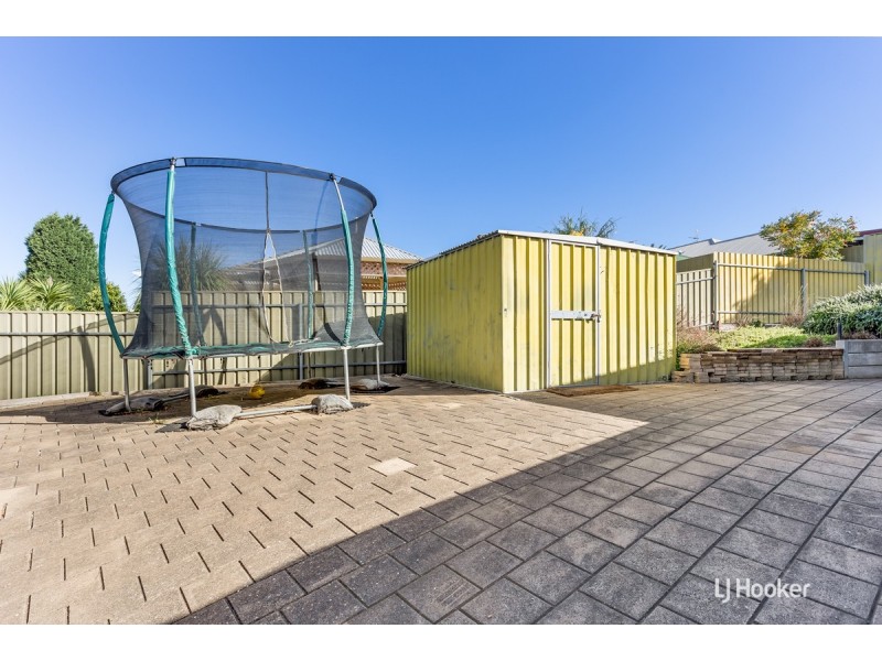 8 Gleneagles Circuit, Greenwith SA 5125