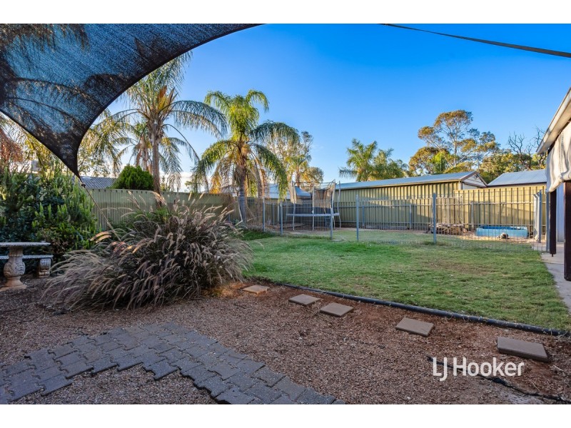5 Grain Court, Andrews Farm SA 5114