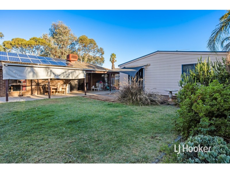5 Grain Court, Andrews Farm SA 5114