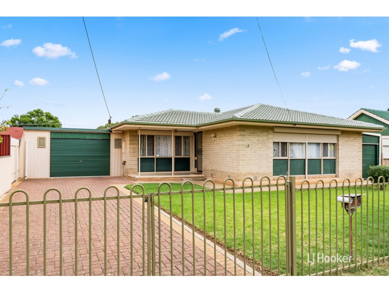 13 Crittenden Road, Smithfield Plains SA 5114