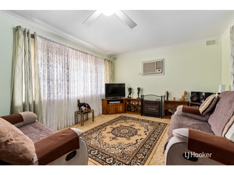 13 Crittenden Road, Smithfield Plains SA 5114