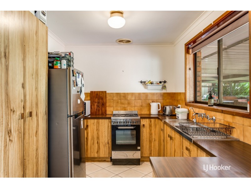 10 Kareda Court, Hillbank SA 5112