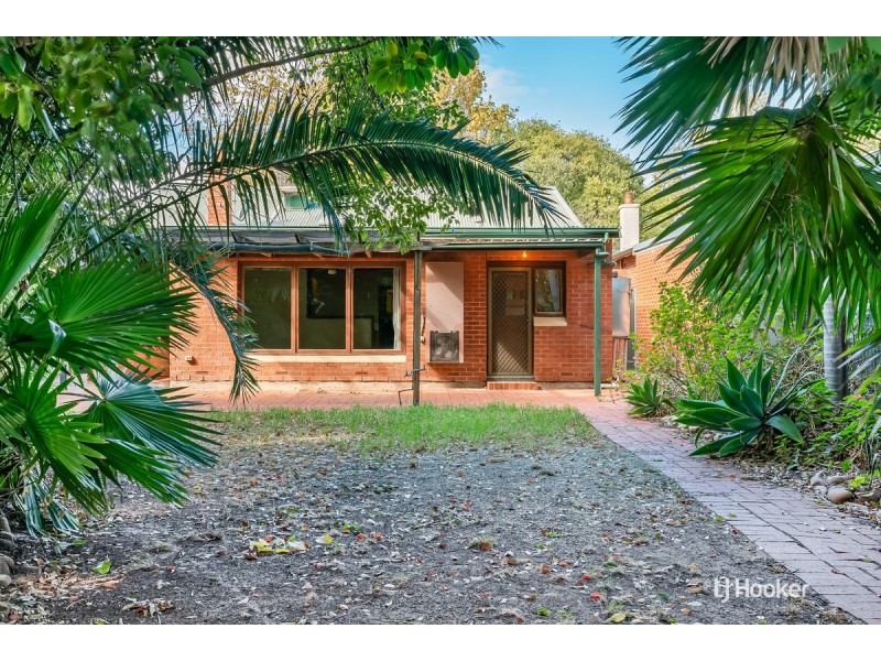 32 Seventh Avenue, St Peters SA 5069