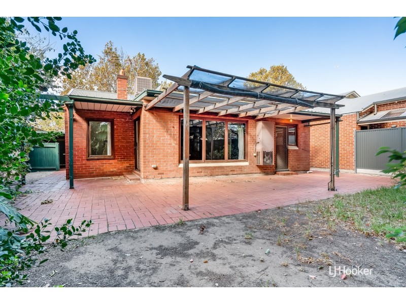 32 Seventh Avenue, St Peters SA 5069