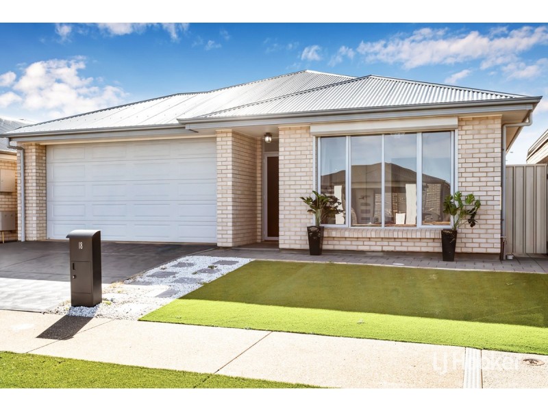 18 Geoff Road, Munno Para West SA 5115