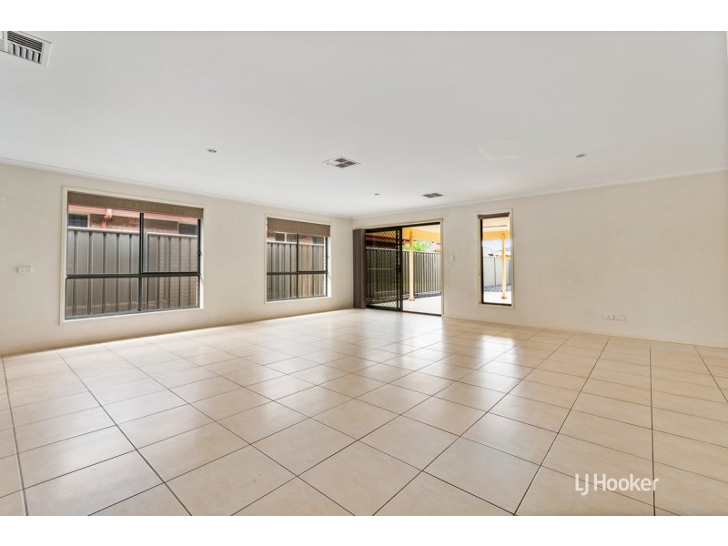 81 Peerless Road, Munno Para West SA 5115