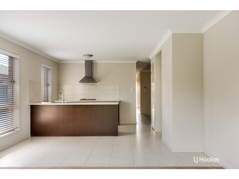 16 Evans Crescent, Evanston Gardens SA 5116