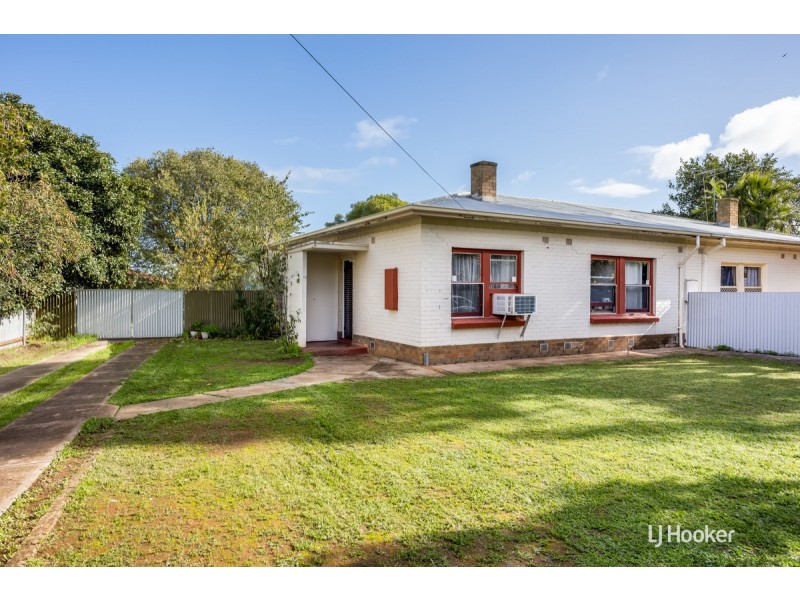 12 Sampson Road, Elizabeth Grove SA 5112