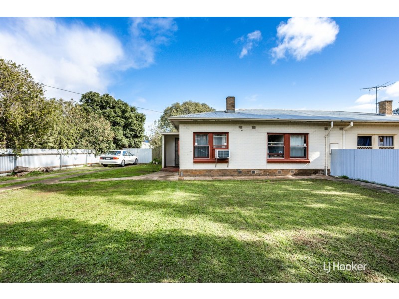 12 Sampson Road, Elizabeth Grove SA 5112