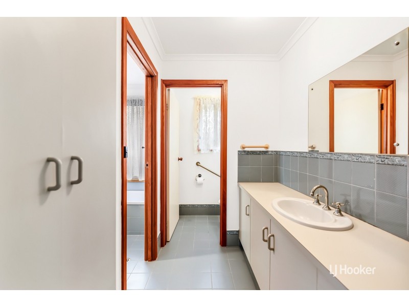 28 Santander Drive, Paralowie SA 5108