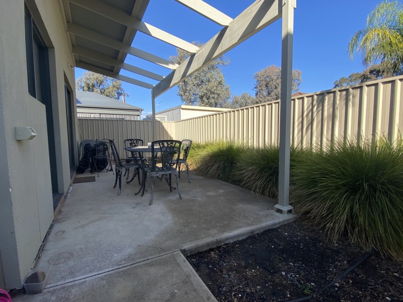 2/92-94 Fenden Road, Salisbury SA 5108