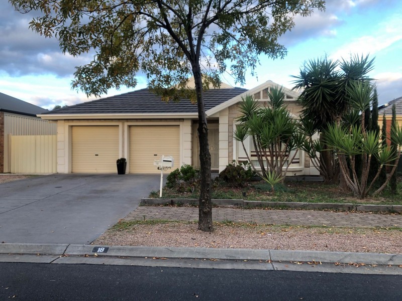 18 Edgewater Place, Burton SA 5110