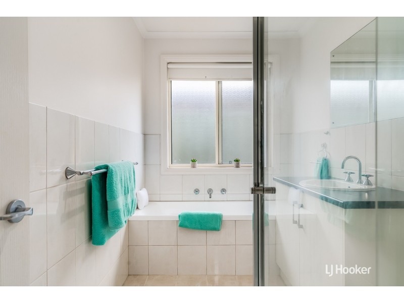 14 Grove Avenue, Elizabeth Park SA 5113