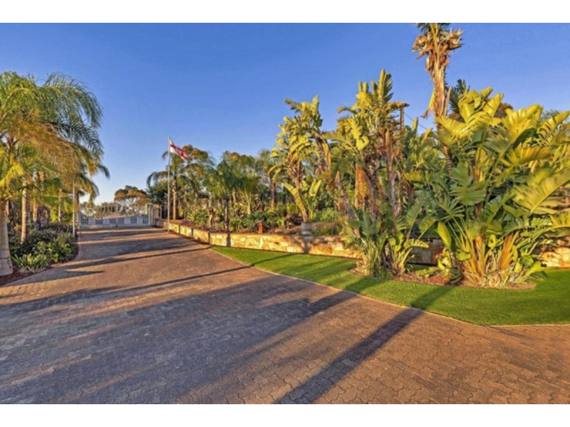 101 Wynn Vale Drive, Gulfview Heights SA 5096