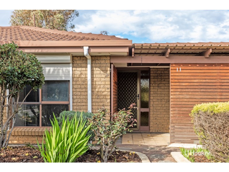 11 President Avenue, Andrews Farm SA 5114