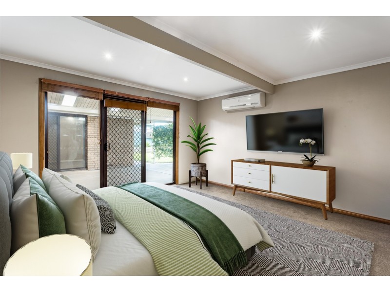 11 President Avenue, Andrews Farm SA 5114