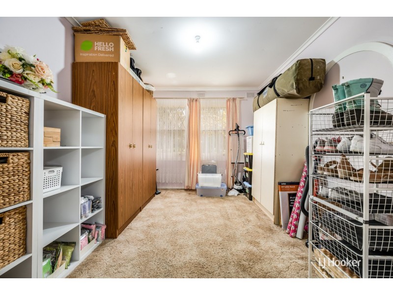 4 Wallace Road, Elizabeth Vale SA 5112