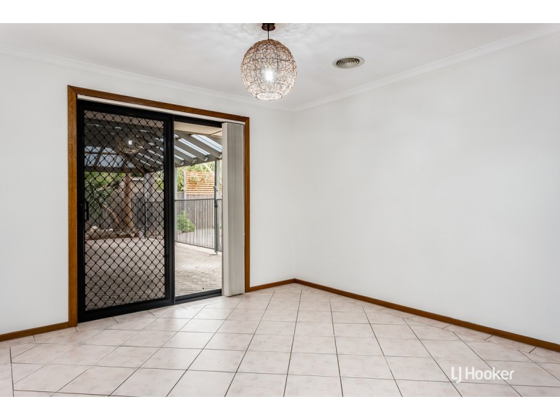 17 Buttercup Grove, Blakeview SA 5114