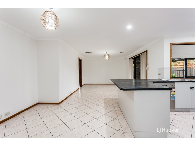 17 Buttercup Grove, Blakeview SA 5114