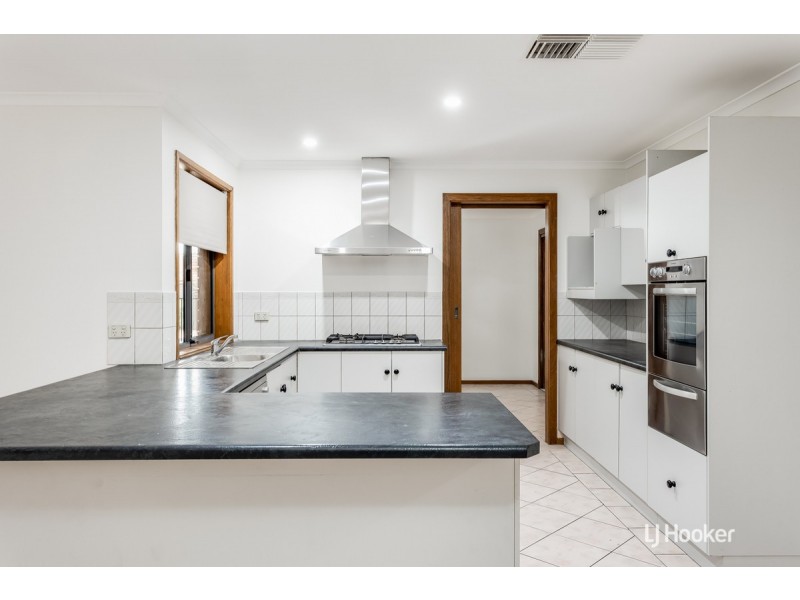 17 Buttercup Grove, Blakeview SA 5114