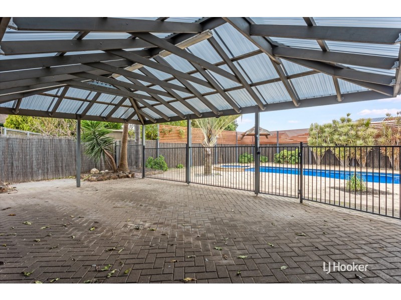 17 Buttercup Grove, Blakeview SA 5114