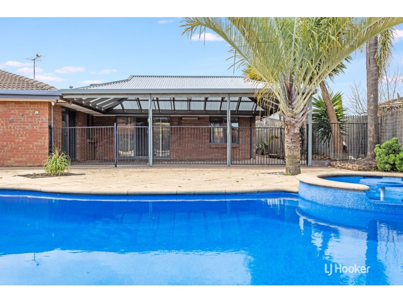 17 Buttercup Grove, Blakeview SA 5114