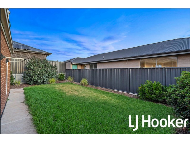 3 Greenway Crescent, Hillbank SA 5112