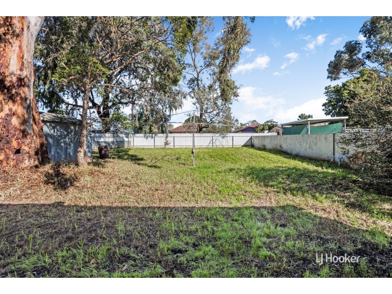 29 Blake Road, Elizabeth South SA 5112