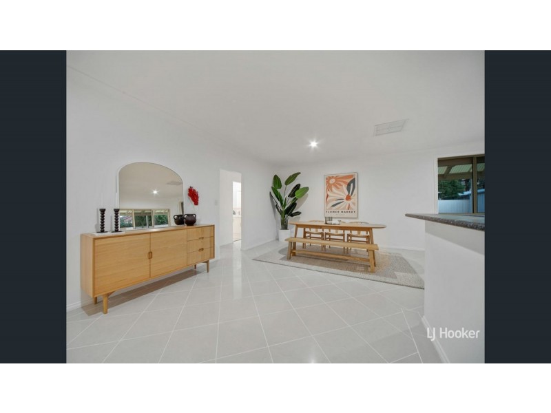 42 Delamere Drive, Paralowie SA 5108