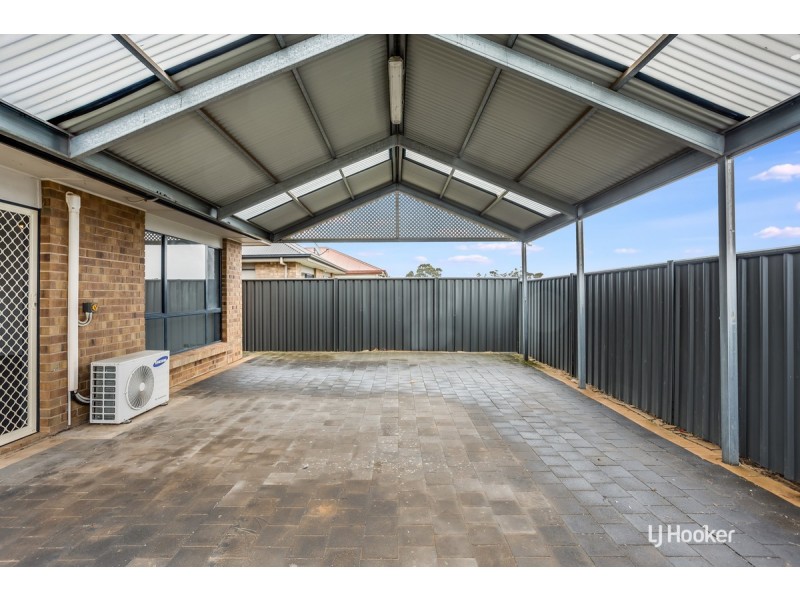 121 Lakeside Drive, Andrews Farm SA 5114