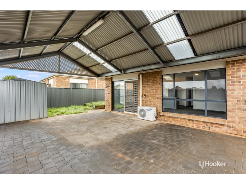 121 Lakeside Drive, Andrews Farm SA 5114