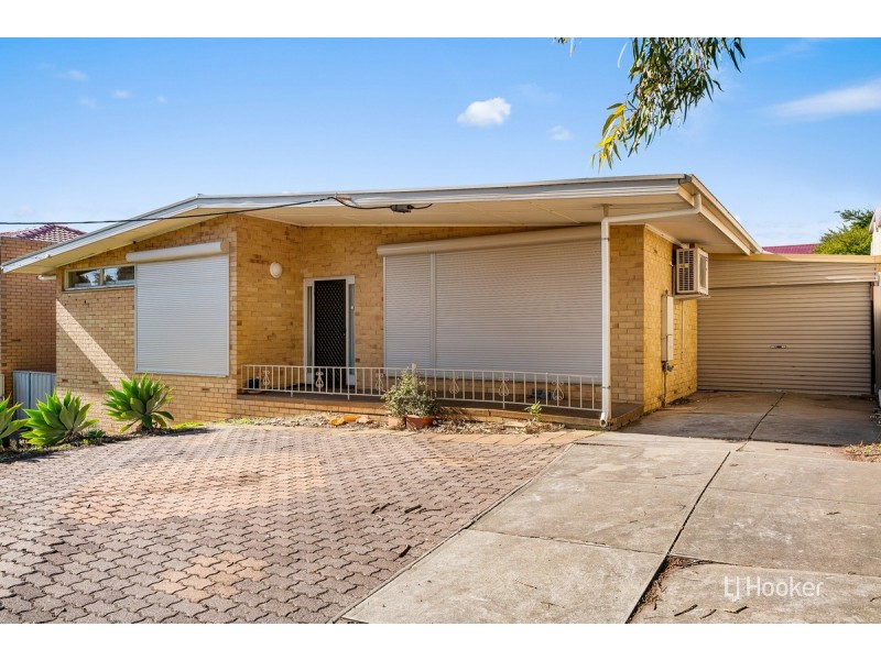 12 Canara Avenue, Para Hills SA 5096