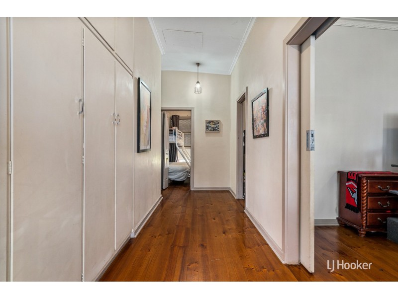 12 Canara Avenue, Para Hills SA 5096