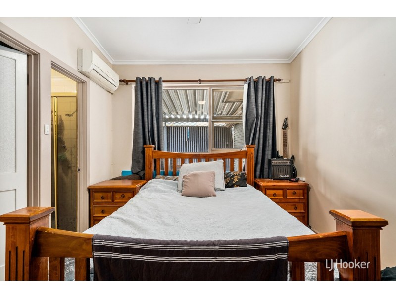 12 Canara Avenue, Para Hills SA 5096