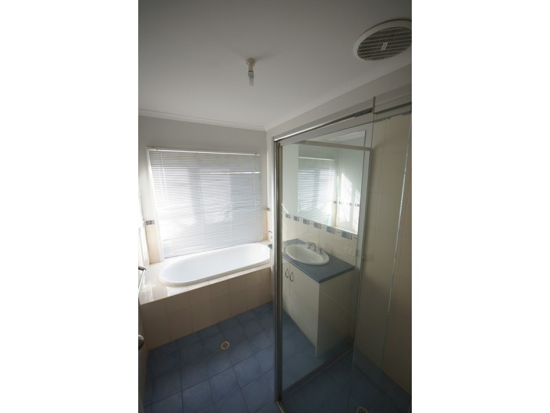 3 Kentia Drive, Para Hills West SA 5096