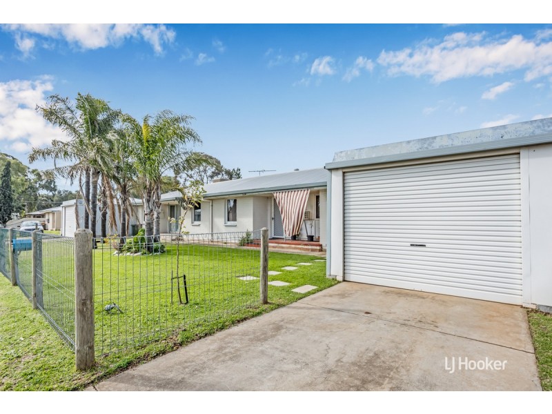 19 & 21 Moulds Crescent, Smithfield SA 5114
