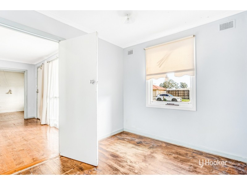 19 & 21 Moulds Crescent, Smithfield SA 5114