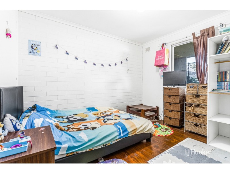 19 & 21 Moulds Crescent, Smithfield SA 5114