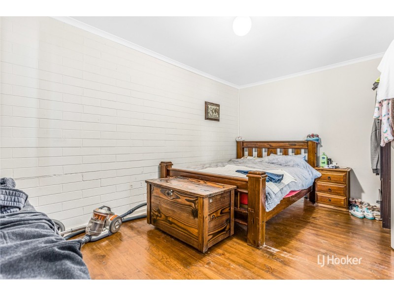 19 & 21 Moulds Crescent, Smithfield SA 5114